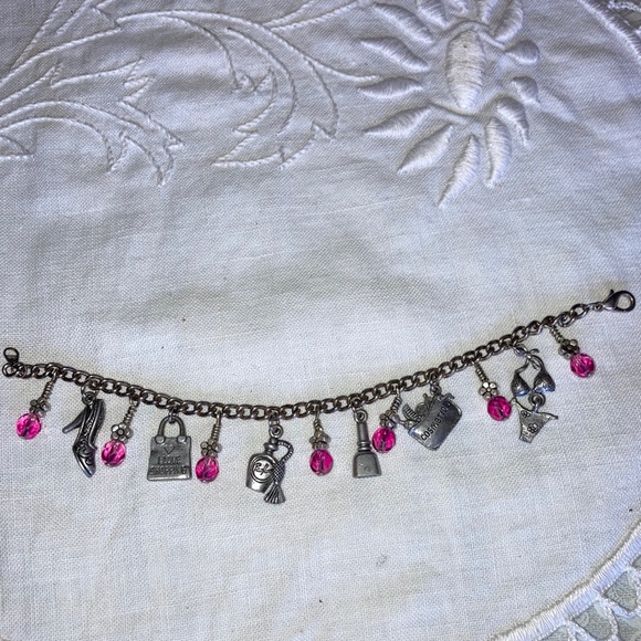 Silvertone charm bracelet with feminine charms and rd pink glassbeads $15 - Picture 5 of 7